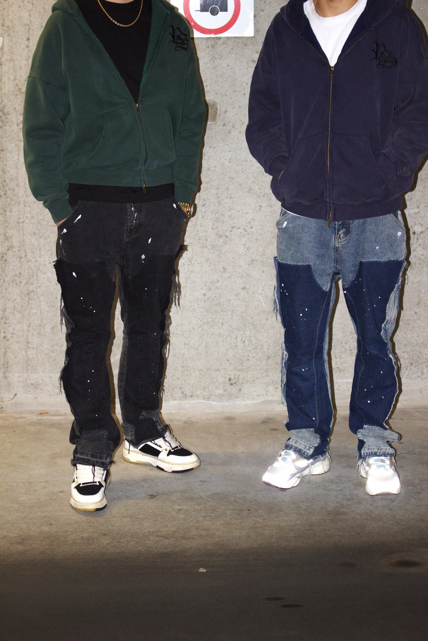 FLARED DENIM - BLACK