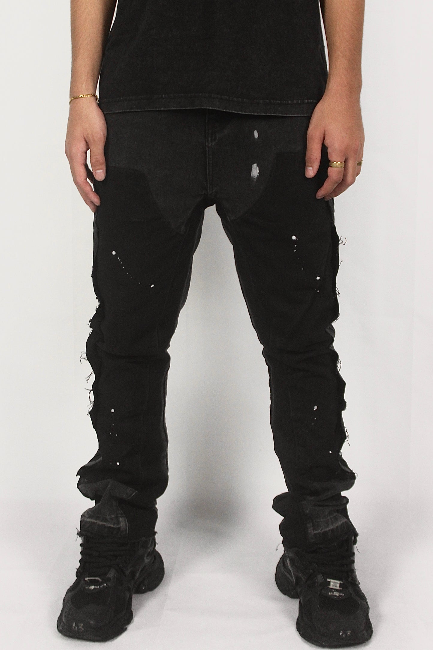 FLARED DENIM - BLACK